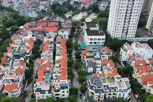 Chủ nhà tăng giá 600 triệu sau một đêm, khách phát hoảng cất tiền tỷ ra về