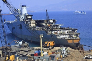Chi 53 tỷ đồng mua lại tàu sân bay đã ngưng hoạt động, đưa công nghệ cao vào cuộc thăm dò, phát hiện ra 'mỏ vàng' đem lại khoản lợi nhuận khổng lồ