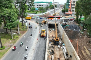 Thông xe tuyến hầm chui 200 tỷ đồng 'giải cứu' cửa ngõ sân bay Tân Sơn Nhất