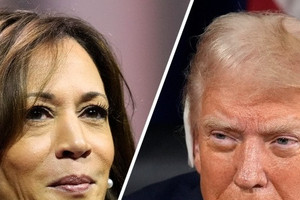 Ông Trump tố bà Harris 'né' phỏng vấn, dùng đám đông cử tri giả