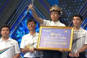 Nam sinh Việt thuộc top 1% đạt điểm SAT cao nhất thế giới giành vòng nguyệt quế Đường lên đỉnh Olympia, đang theo học ngôi trường chuyên danh giá