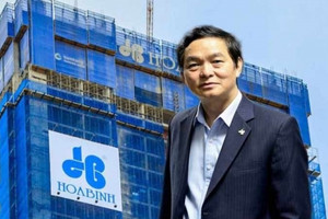 Xây dựng Hòa Bình (HBC): 'Giấc mơ' phát hành cổ phiếu giá 12.000 đồng ngày càng xa vời