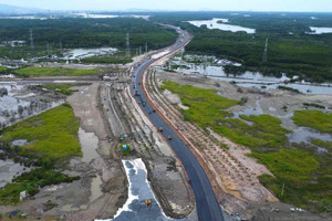 Địa phương sở hữu sân bay lớn nhất Việt Nam sắp đưa vào khai thác con đường nối tới cảng biển 20.000 tỷ lớn nhất tỉnh