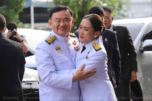 Ông Thaksin sẵn sàng cố vấn giúp con gái vượt qua thách thức