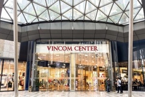 Vincom Retail: Thời điểm thu hồi các khoản cho vay nhóm Vingroup (VIC) gần kề, cổ phiếu VRE tăng vọt