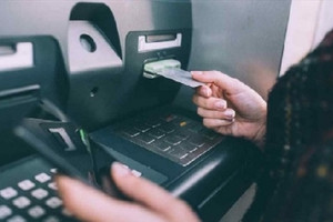 Ngân hàng ‘mách nước' bảo vệ thông tin thẻ trong giao dịch tại ATM và internet