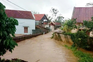 Vỡ thân đập dâng ở Quảng Ninh, 400 hộ dân bị ảnh hưởng