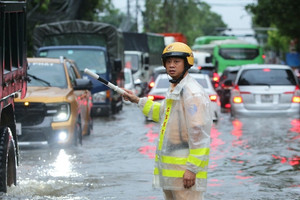 4 điểm trên cao tốc Nội Bài - Lào Cai bị tắc do ngập nước, sạt lở