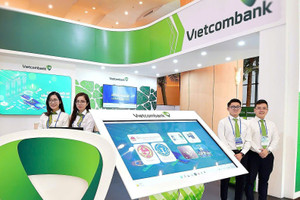 Vietcombank (VCB) cho chuyển tiền từ thiện đồng bào vùng lũ qua app