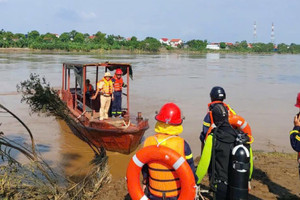 Diễn biến tìm kiếm mới nhất sau 5 ngày sập cầu Phong Châu