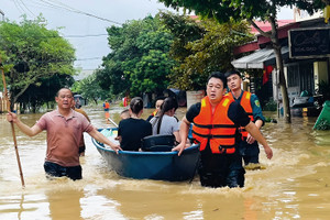 Anh hỗ trợ Việt Nam 1 triệu bảng Anh để khắc phục hậu quả bão lũ