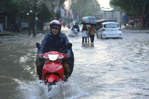 Dự báo thời tiết 17/9/2024: Bão số 4 hình thành trên Biển Đông, mưa to khắp 3 miền