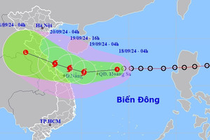 Áp thấp nhiệt đới cách Hoàng Sa 250km, sắp mạnh thành bão số 4 giật cấp 10