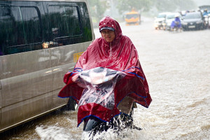 Dự báo thời tiết 21/9/2024: Gió mùa Đông Bắc tràn về, miền Bắc mưa to và giông