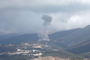 290 mục tiêu bị tấn công trong đợt ném bom lớn chưa từng thấy, cuộc đối đầu Hezbollah - Israel bước vào chương mới