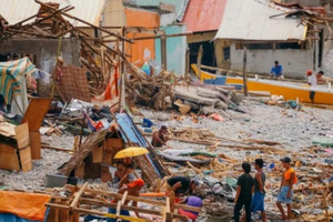 Siêu bão 'quái vật' với sức gió 195km/h càn quét tan hoang quốc gia châu Á: 630.000 người di tản, lũ lụt và lở đất phá hủy cơ sở hạ tầng, Chính phủ tuyên bố tình trạng thảm họa