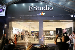 FPT Shop và F.Studio by FPT mở bán iPhone 16 Series trên toàn quốc, giao hàng ngàn chiếc ngay trong đêm