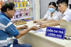 Nhà nước điều chỉnh lương hưu cao hơn nhiều so với tăng trưởng kinh tế