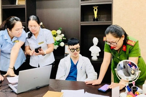 Học chuyên ngành Văn hóa vẫn nhận mình là bác sĩ, khám bệnh thu tiền của dân