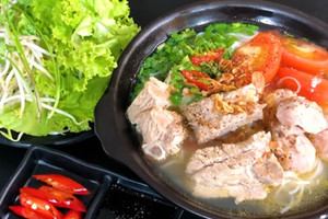 Cách làm bún sườn chua thơm ngon, đậm vị