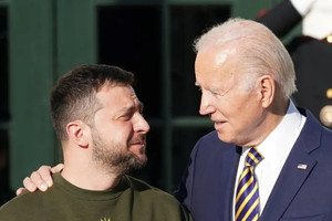 Kế hoạch hai mũi nhọn của Tổng thống Biden nhằm bảo vệ Ukraine khi hết nhiệm kỳ