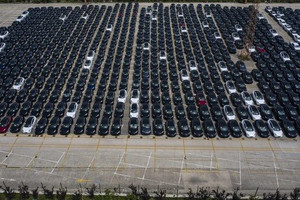 Trợ cấp giúp Tesla ‘làm mưa làm gió’ tại thị trường ô tô lớn nhất thế giới, phá vỡ mọi kỷ lục