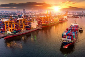 Kinh tế quý III tăng trưởng vượt bậc, các tổ chức quốc tế đồng loạt nâng dự báo GDP Việt Nam