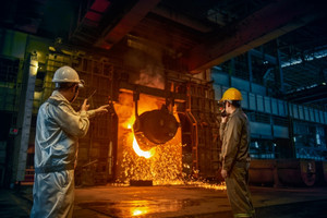 Hòa Phát (HPG) tiết lộ thời điểm ra lò cuộn thép cán nóng đầu tiên tại siêu dự án 85.000 tỷ đồng