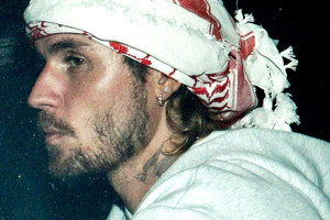 Justin Bieber khủng hoảng