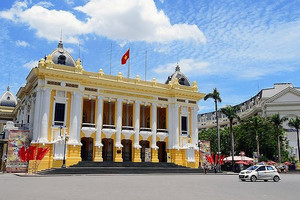 Chuyện chưa biết về lần trùng tu đầu tiên của Nhà hát Lớn Hà Nội