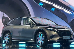 SUV siêu sang điện Maybach EQS 680 đầu tiên về Việt Nam giá 7,61 tỷ đồng