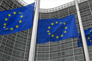 EU phê chuẩn 35 tỷ euro cho Ukraine từ nguồn tài sản đóng băng của Nga