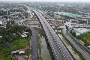 Cao tốc Bến Lức - Long Thành khai thác tạm 9,5km đầu tiên từ tháng 11