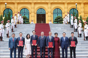 Tổng Bí thư, Chủ tịch nước trao quyết định bổ nhiệm Đại sứ Việt Nam tại Liên Hợp Quốc và các nước