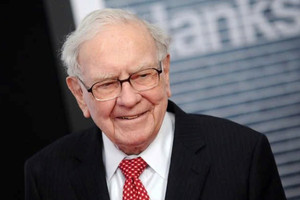 Tỷ phú Warren Buffett bất ngờ bán tháo hơn 10 tỷ USD cổ phiếu, rút khỏi công ty top đầu thế giới