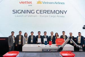 Vietnam Airlines và Viettel Post hợp tác, giảm đến 15% cước vận tải hàng không quốc tế