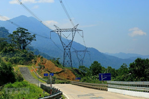 Dự án đường dây 500kV Lào Cai - Vĩnh Yên 'về tay' EVN