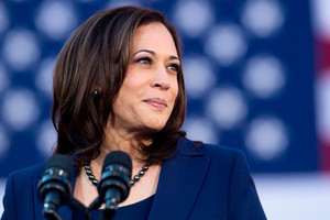 Biệt đội siêu anh hùng bỏ phiếu cho bà Kamala Harris