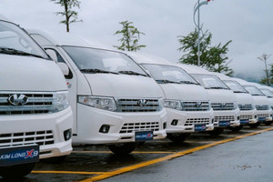 50 xe mini bus do đội ngũ kỹ sư người Việt thiết kế chuẩn bị phục vụ tại TP.HCM