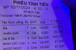 Phát hiện món lạ 'gà đi bộ' trong quán karaoke giá 300.000 đồng/con