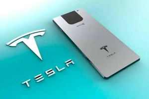 Elon Musk úp mở về điện thoại Tesla: Sở hữu hệ điều hành độc lập, sẵn sàng đối đầu nếu Apple, Google có ý định ‘chơi xấu’