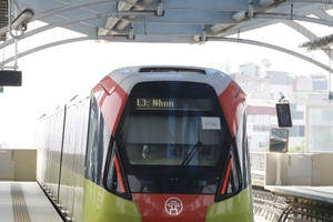 Chính thức vận hành thương mại đoạn trên cao metro Nhổn - ga Hà Nội