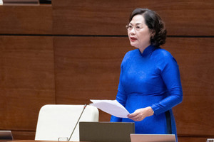 Quốc hội chất vấn nhóm vấn đề thứ nhất thuộc lĩnh vực ngân hàng