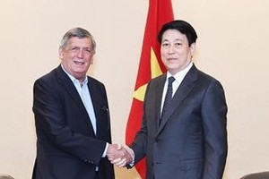 Chủ tịch nước tiếp Chủ tịch Đảng Cộng sản Chile, Chủ tịch Đảng Xã hội Chile