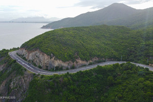 Sắp có hầm xuyên núi dài 4.280m kết nối sân bay Cam Ranh tới hòn ngọc biển Đông của Việt Nam