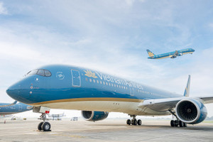 Di chứng nặng nề do tác động kép và cuộc 'đại phẫu' Vietnam Airlines