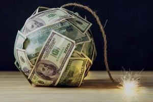 Làn sóng vỡ nợ đạt đỉnh, IMF cảnh báo thế giới đối mặt khủng hoảng thanh khoản nghiêm trọng