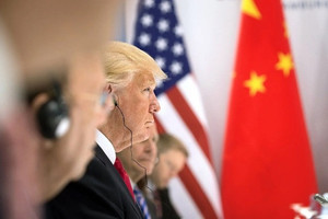 Ông Trump dọa tăng thuế, Trung Quốc phản ứng