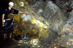 Bí ẩn bên trong lò phản ứng hạt nhân tự nhiên đầu tiên và duy nhất trên Trái Đất được hình thành từ 2 tỷ năm trước