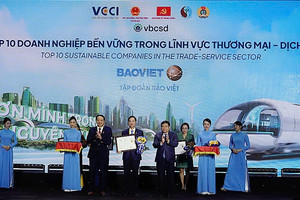 Bảo Việt 60 năm - liên tiếp được vinh danh trong Top 10 “Doanh nghiệp bền vững nhất Việt Nam”